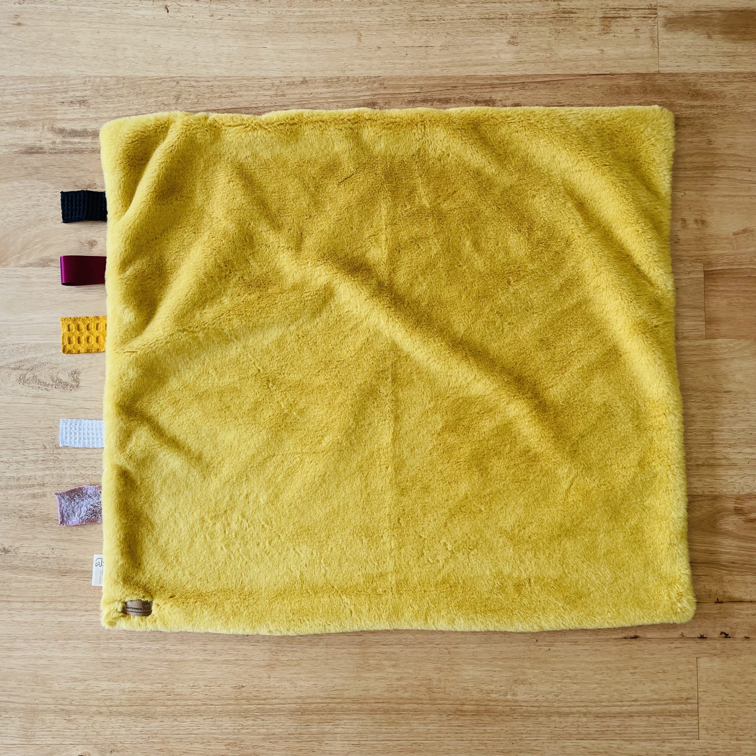 Yellow Lion Plush Sensory Blanket - Image 2